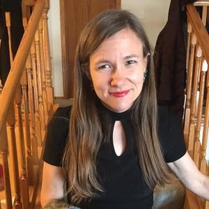 Meet your Posher, Elizabeth